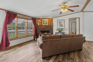 204 Red Birch Court, Hendersonville, NC 28739 2 26 web or mls aIMG 1122