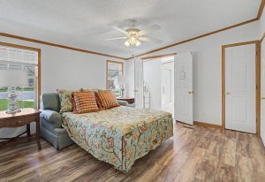 204 Red Birch Court, Hendersonville, NC 28739 1 41 web or mls aIMG 1134